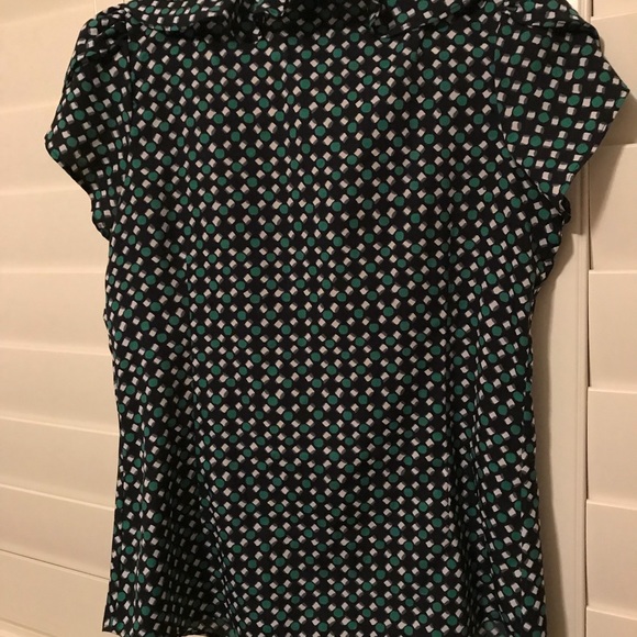Banana Republic Patterned Ruffle Blouse - Picture 5 of 5